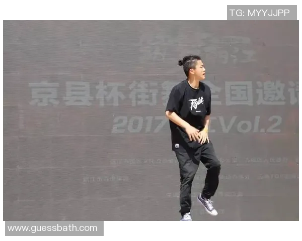 成都街舞队以95分领跑马拉松大满贯积分榜展现强劲实力 成都街舞队以95分领跑马拉松大满贯积分榜展现强劲实力