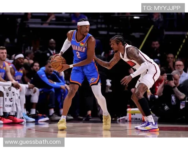 2018季前赛勇士与雷霆精彩对决回顾分析与亮点总结