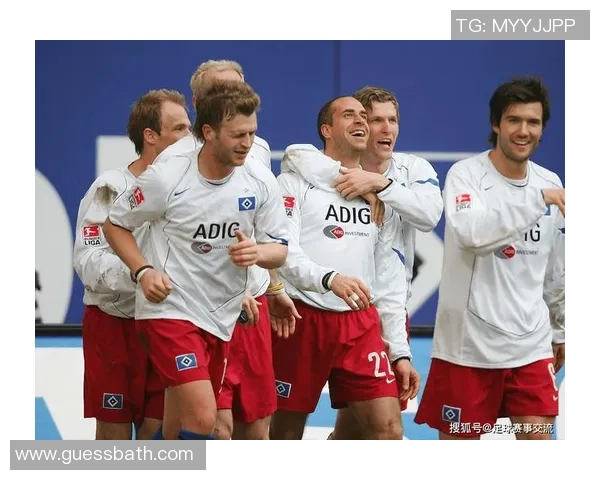 哈马比与永斯基的激烈对决揭示足球战术与团队合作的重要性 哈马比与永斯基的激烈对决揭示足球战术与团队合作的重要性