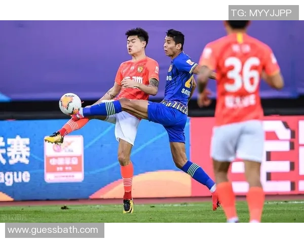 恒大与苏宁激战正酣争冠之路谁能笑到最后引发球迷热议